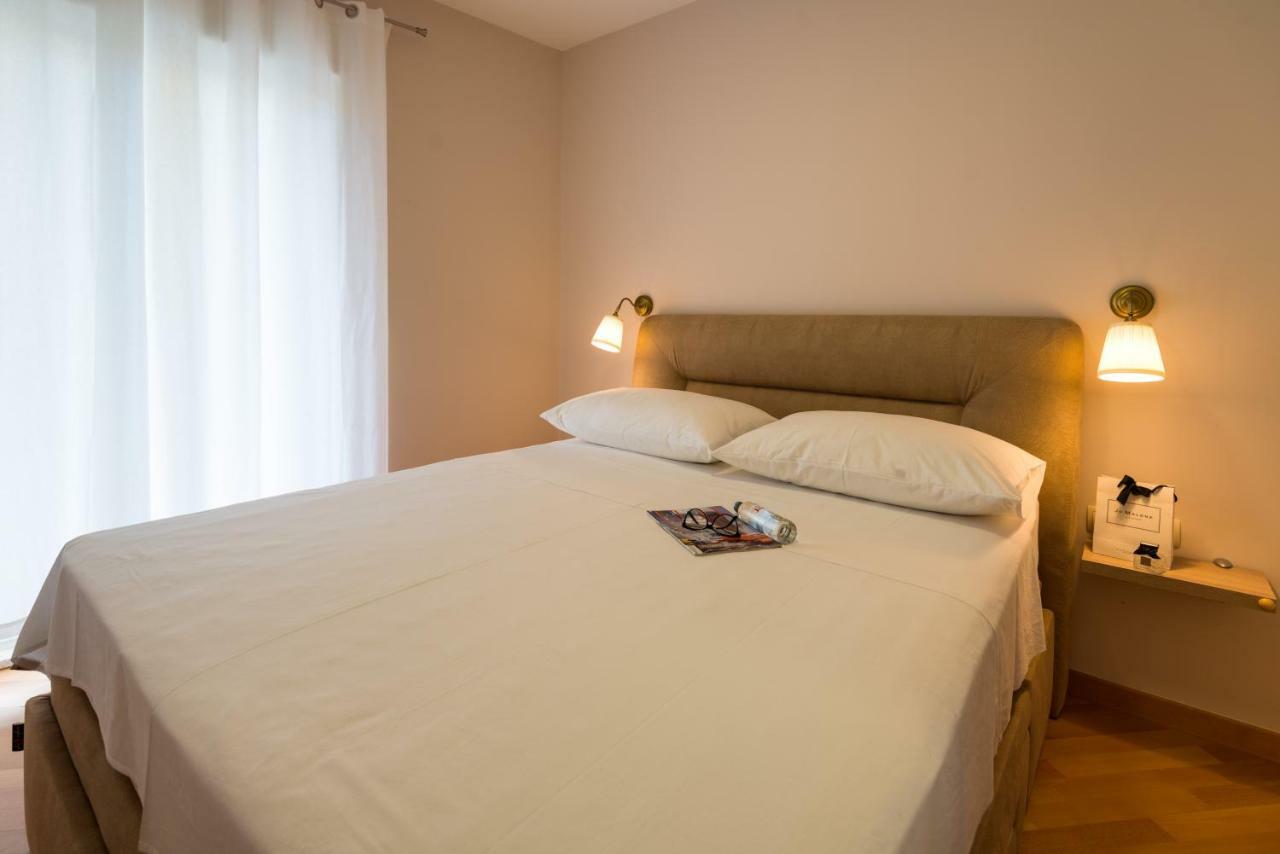Apartments Dalmatino Vodice Exterior foto