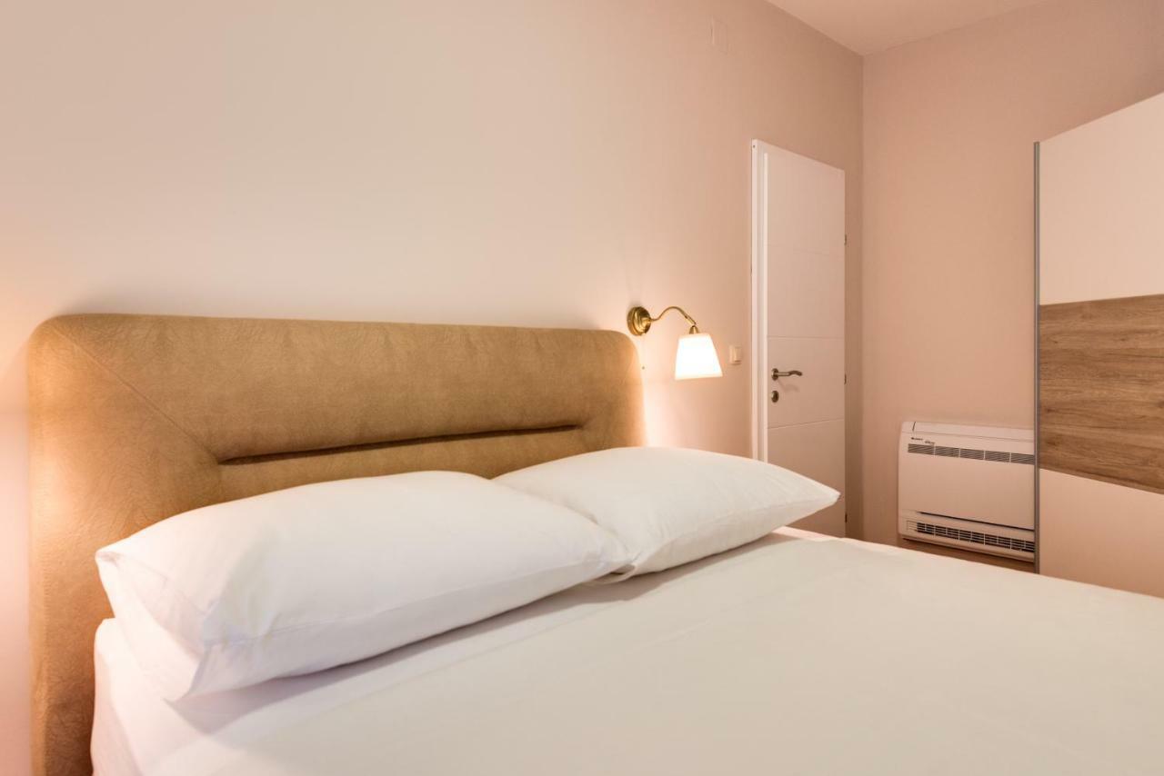 Apartments Dalmatino Vodice Exterior foto